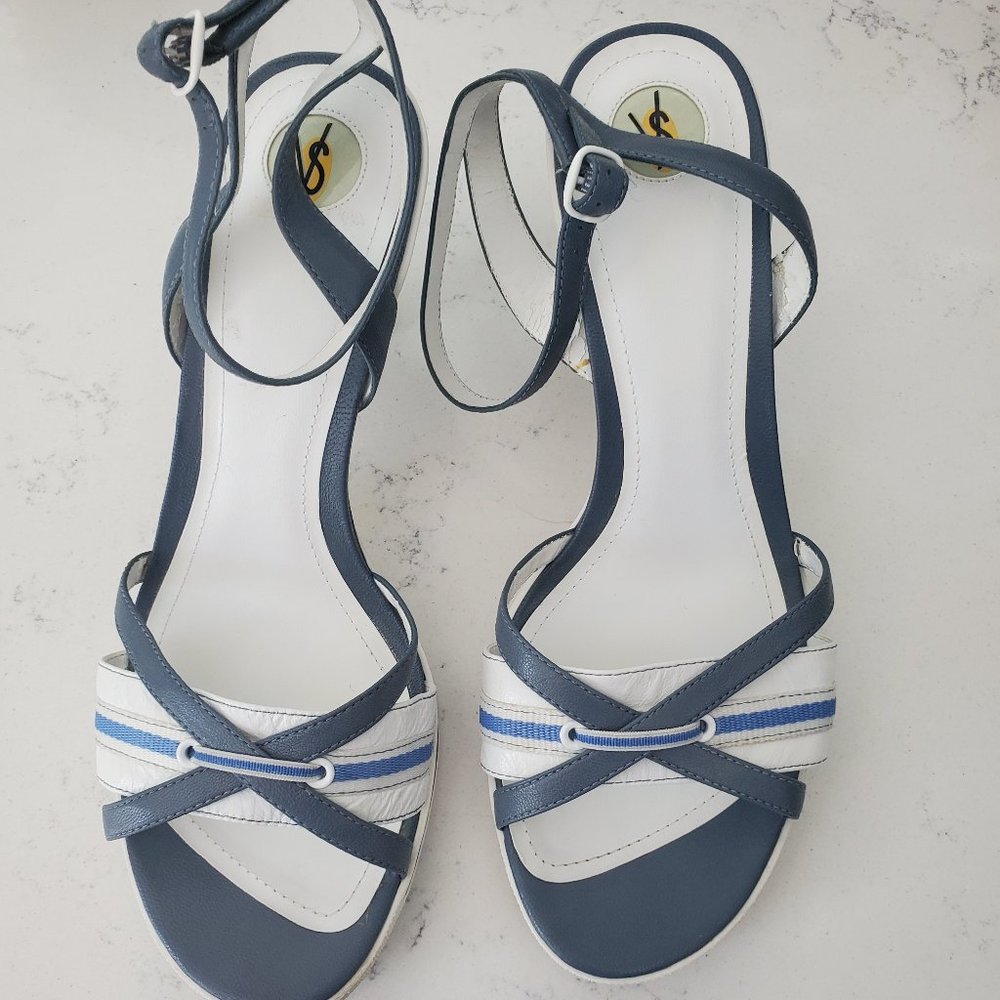 Victoria's Secret Sandals Sz 9 blue white